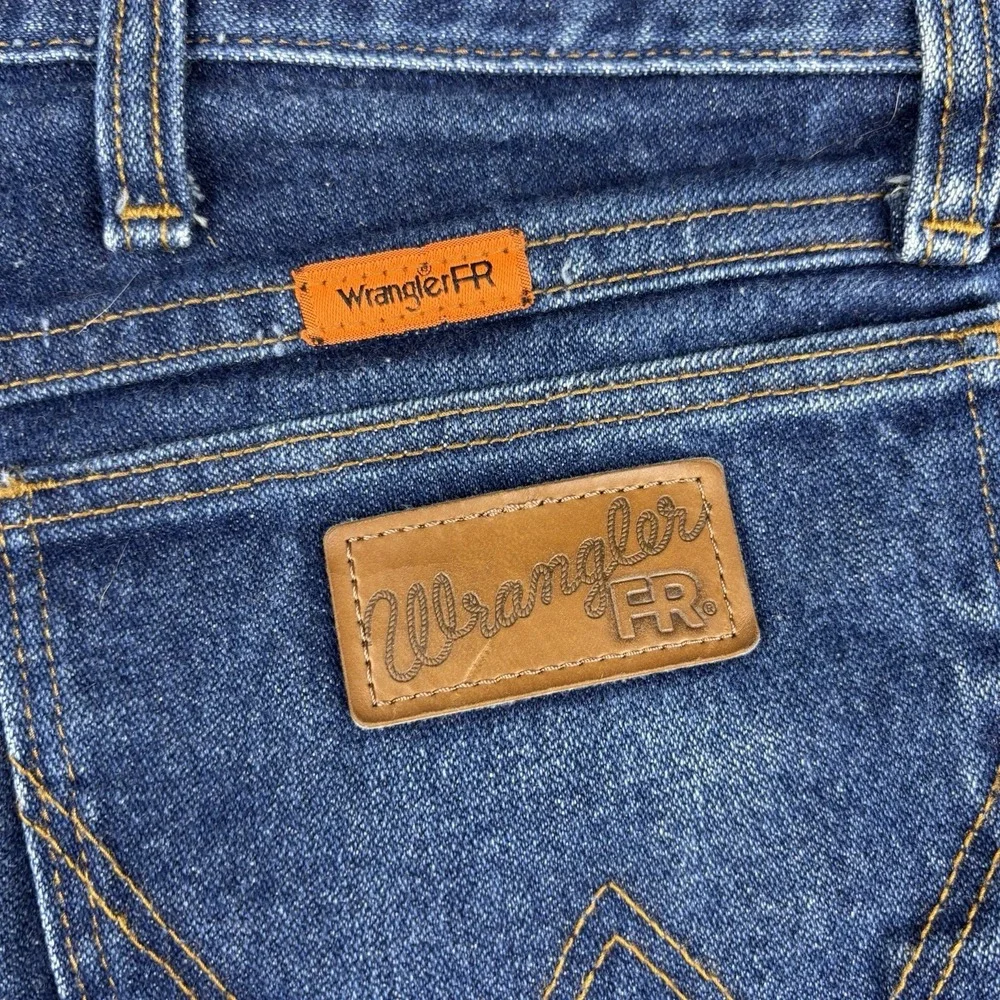 Wrangler FR Jeans Mens 38x32 Relaxed Flame Resistant 31MWZ Dark Wash Blue Denim
